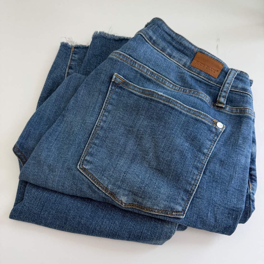 Judy Blue Skinny Fit Distressed Jeans Women's 14W